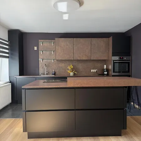 Appartement Iaroi 3 *